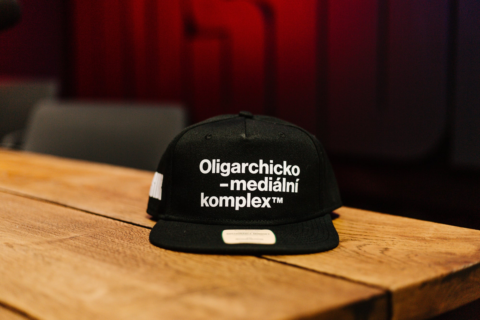 Snapback Oligarchicko-mediální komplex